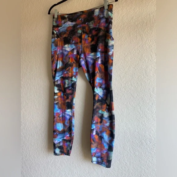 Lululemon Power Thru High-Rise Tight 25" in Hyper Drift Multi ~ Size 8 - Picture 5 of 11